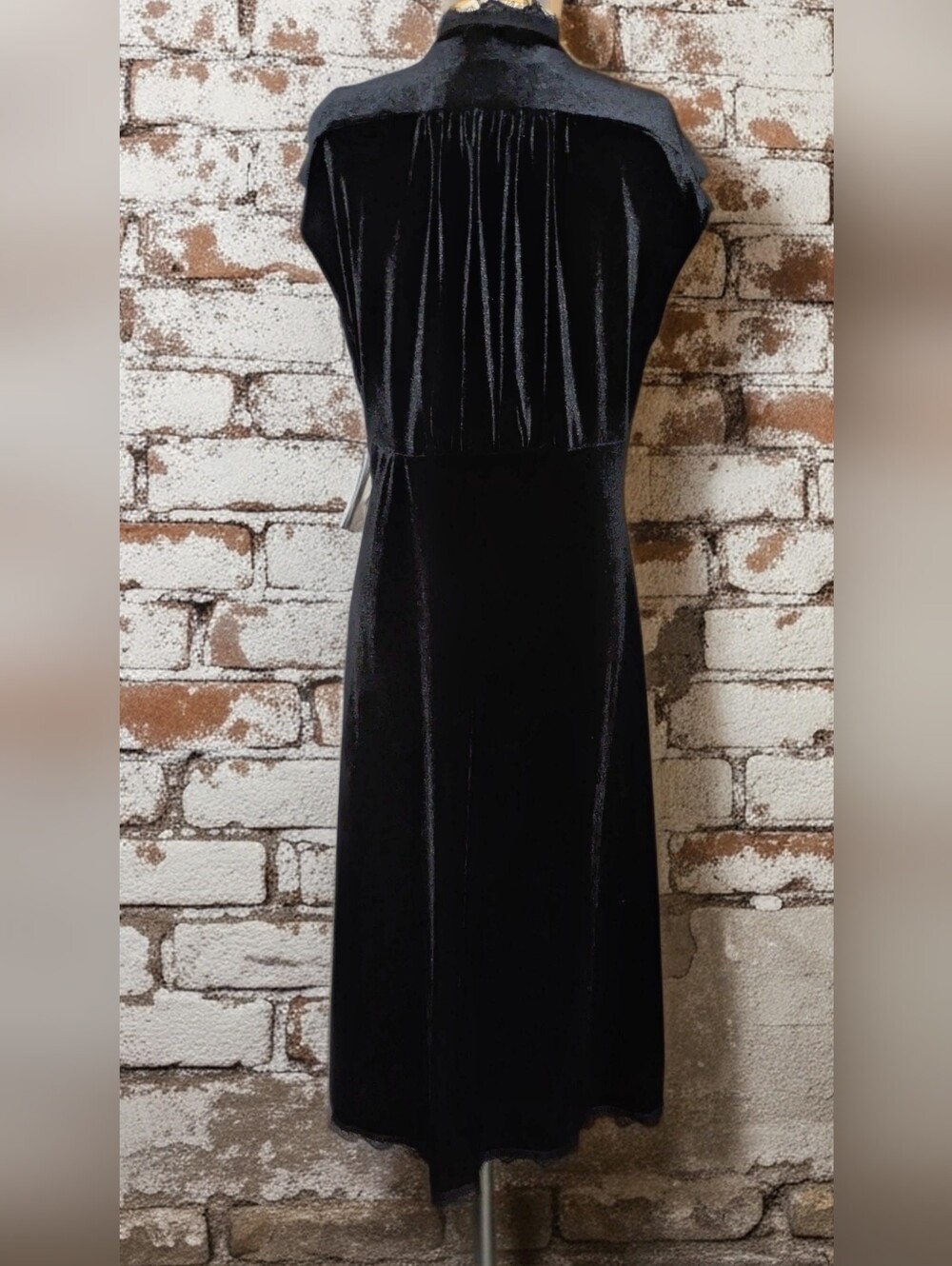 Vintage Jonathan Martin Studio Black Velvet Ruched V-Neck Dress Size 14 - Picture 5 of 8